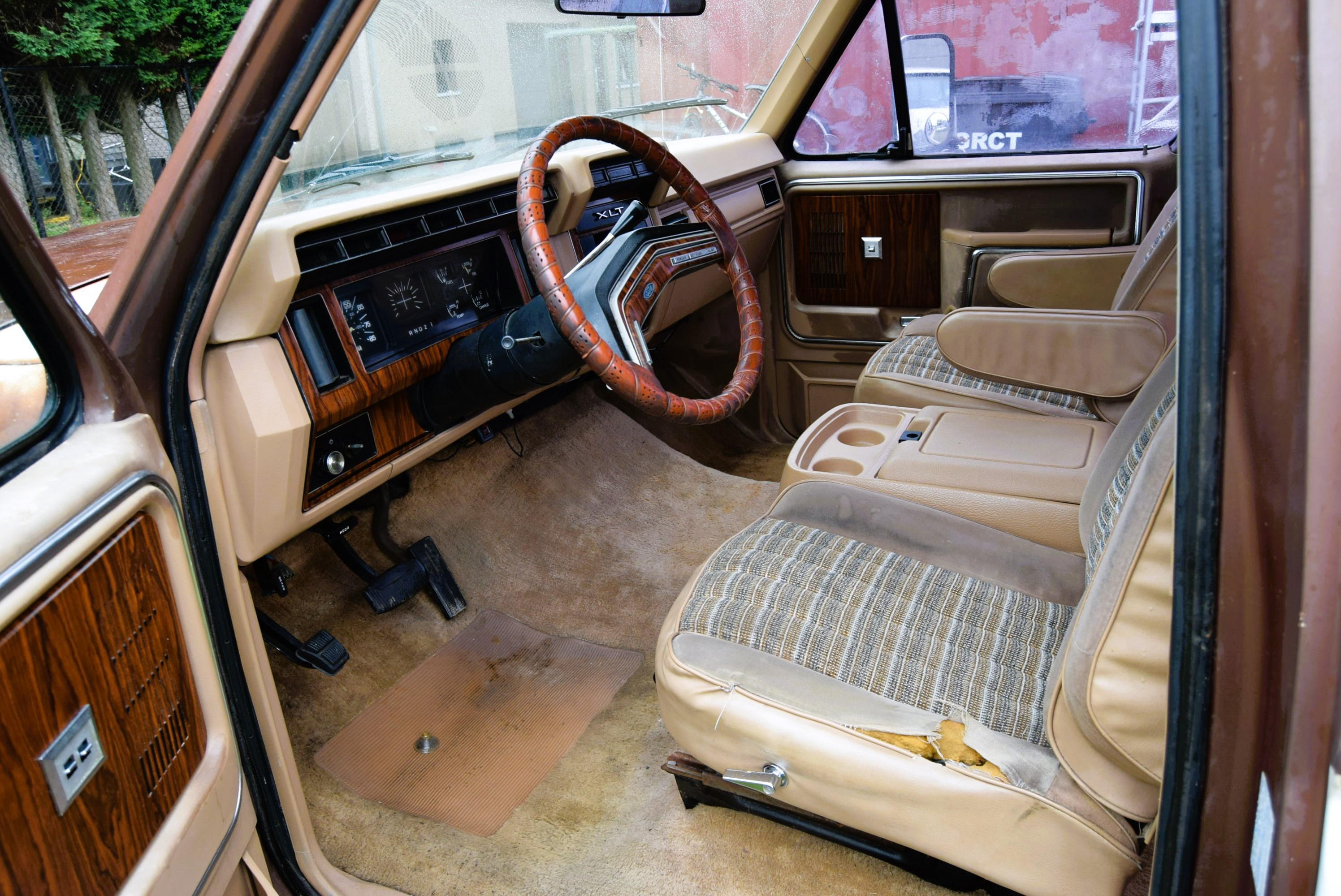 Ford F-250 Super Cab