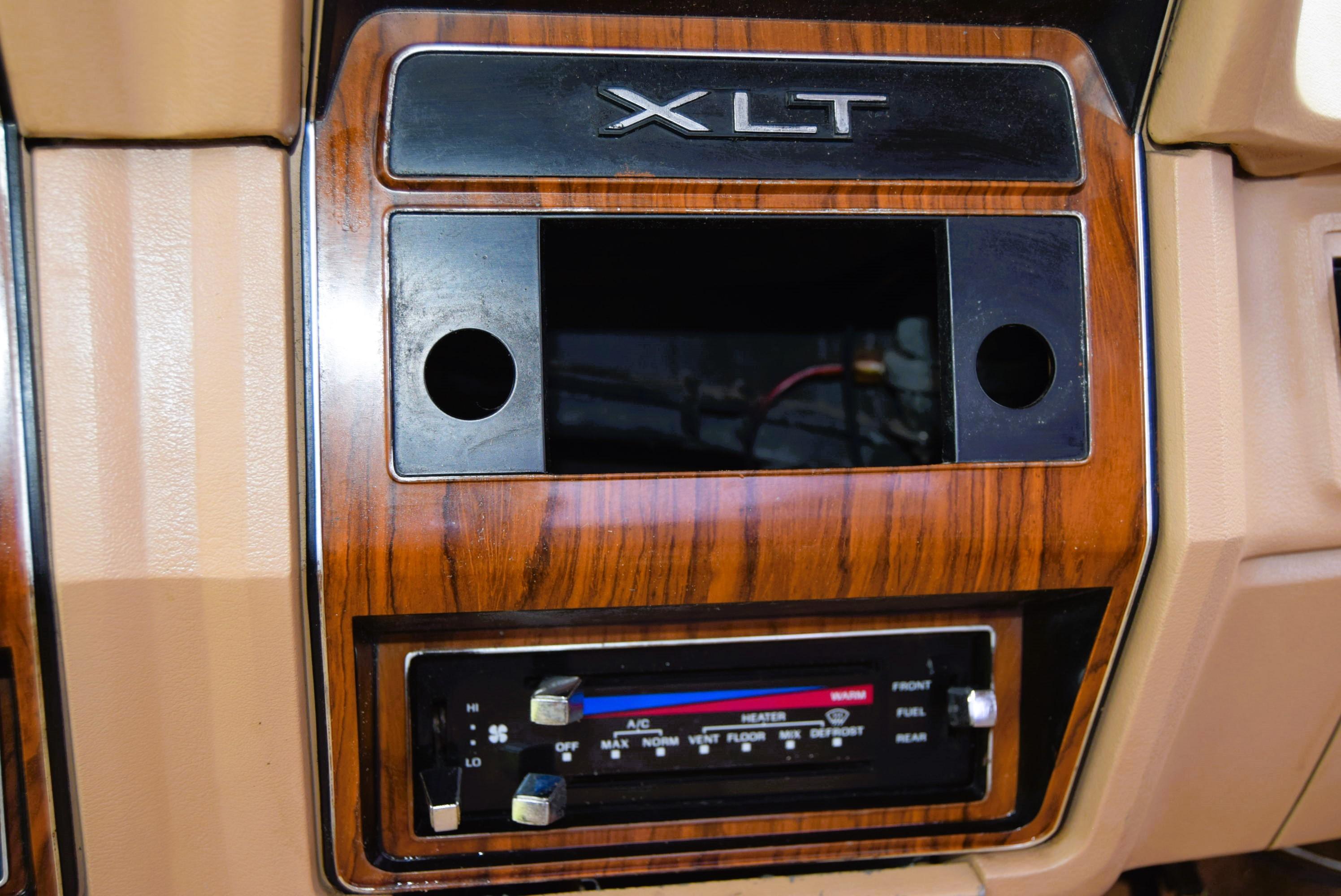 Ford F-250 Super Cab