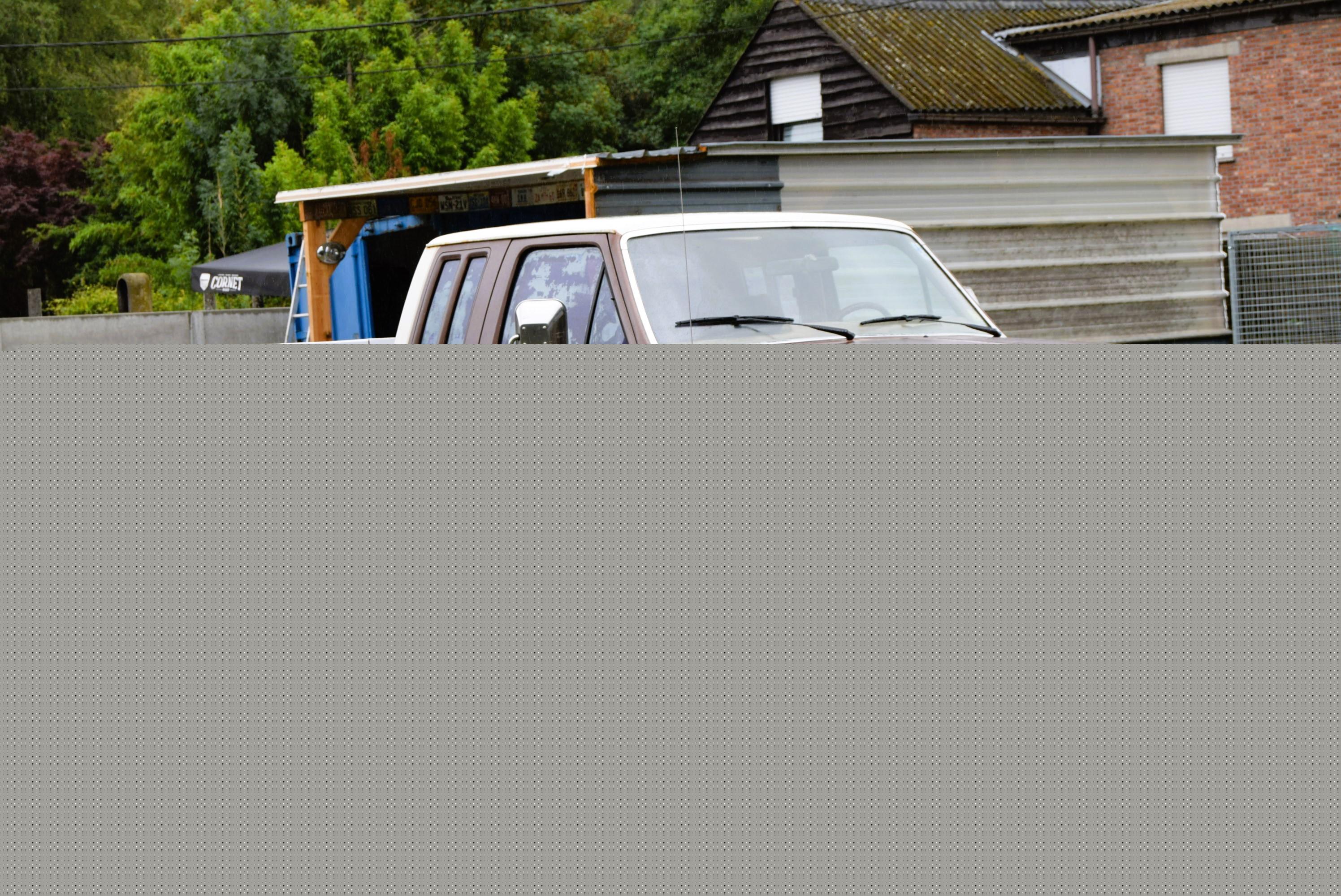 Ford F-250 Super Cab