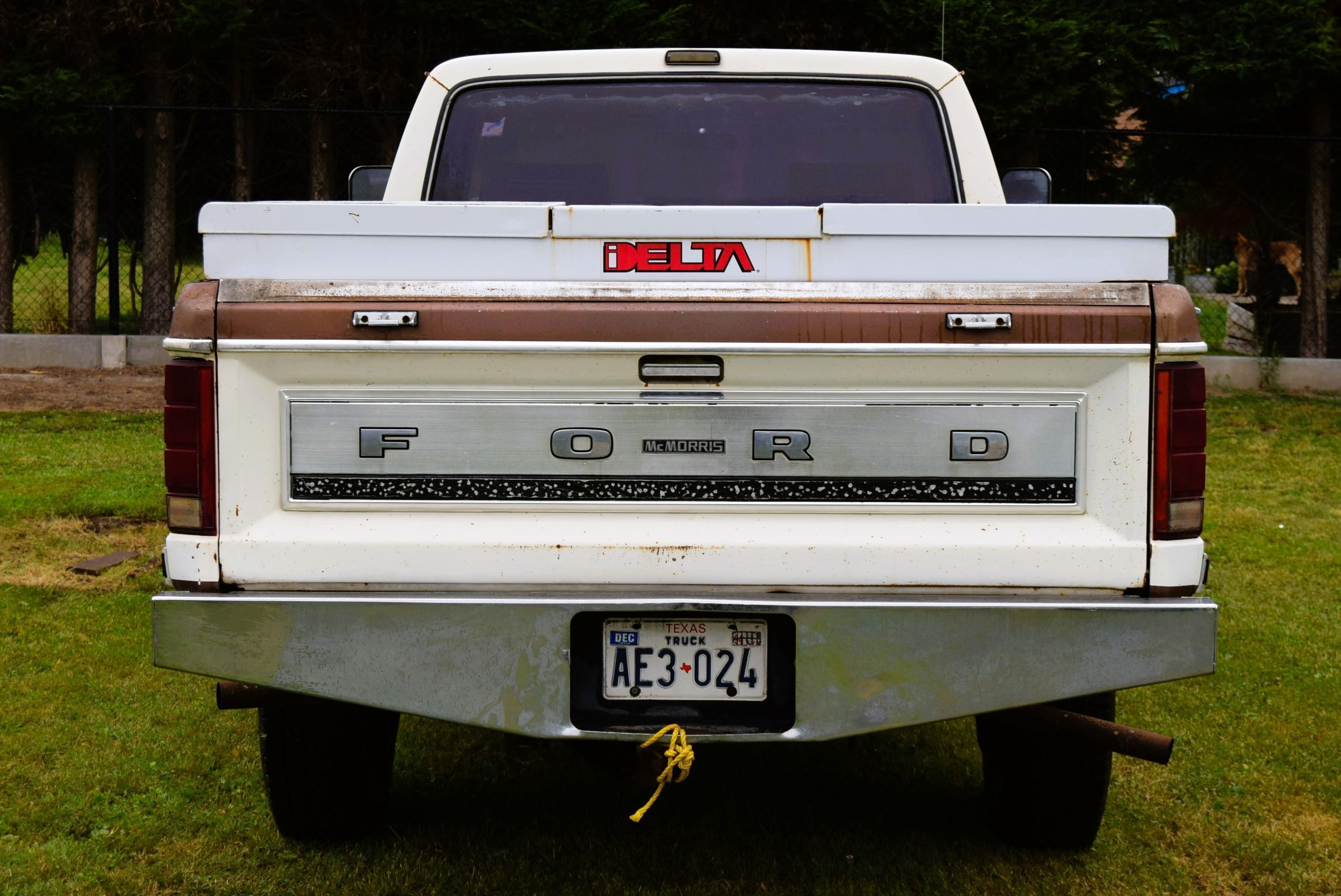 Ford F-250 Super Cab