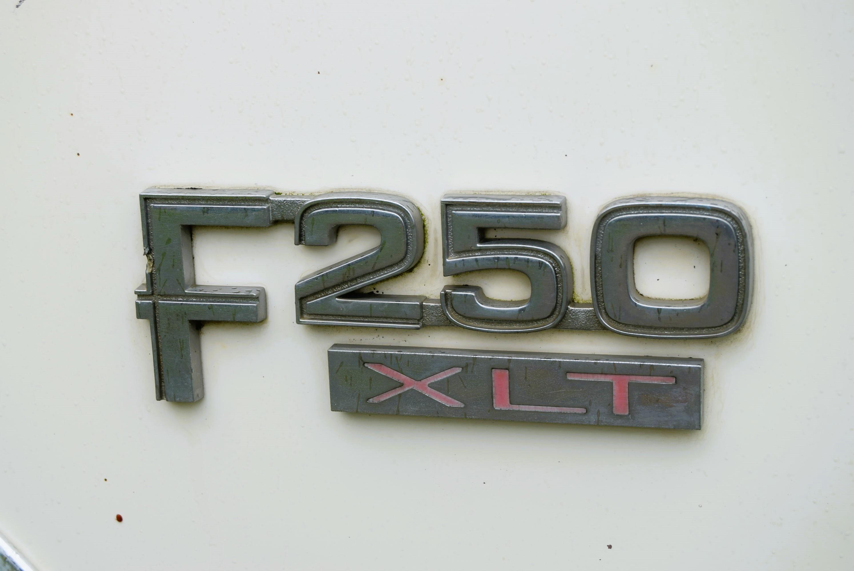 Ford F-250 Super Cab