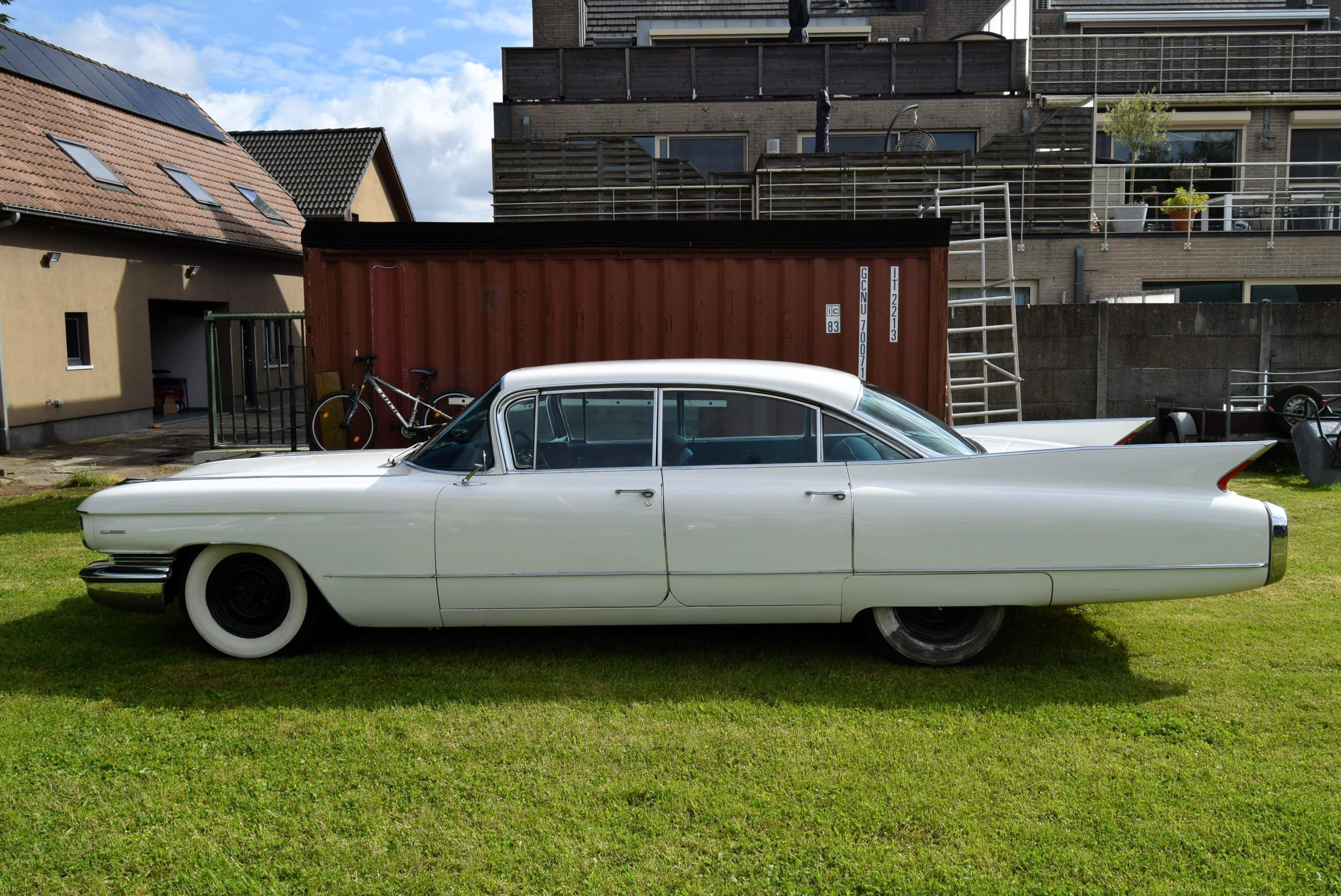 Cadillac Deville 6.4L V8 390CID