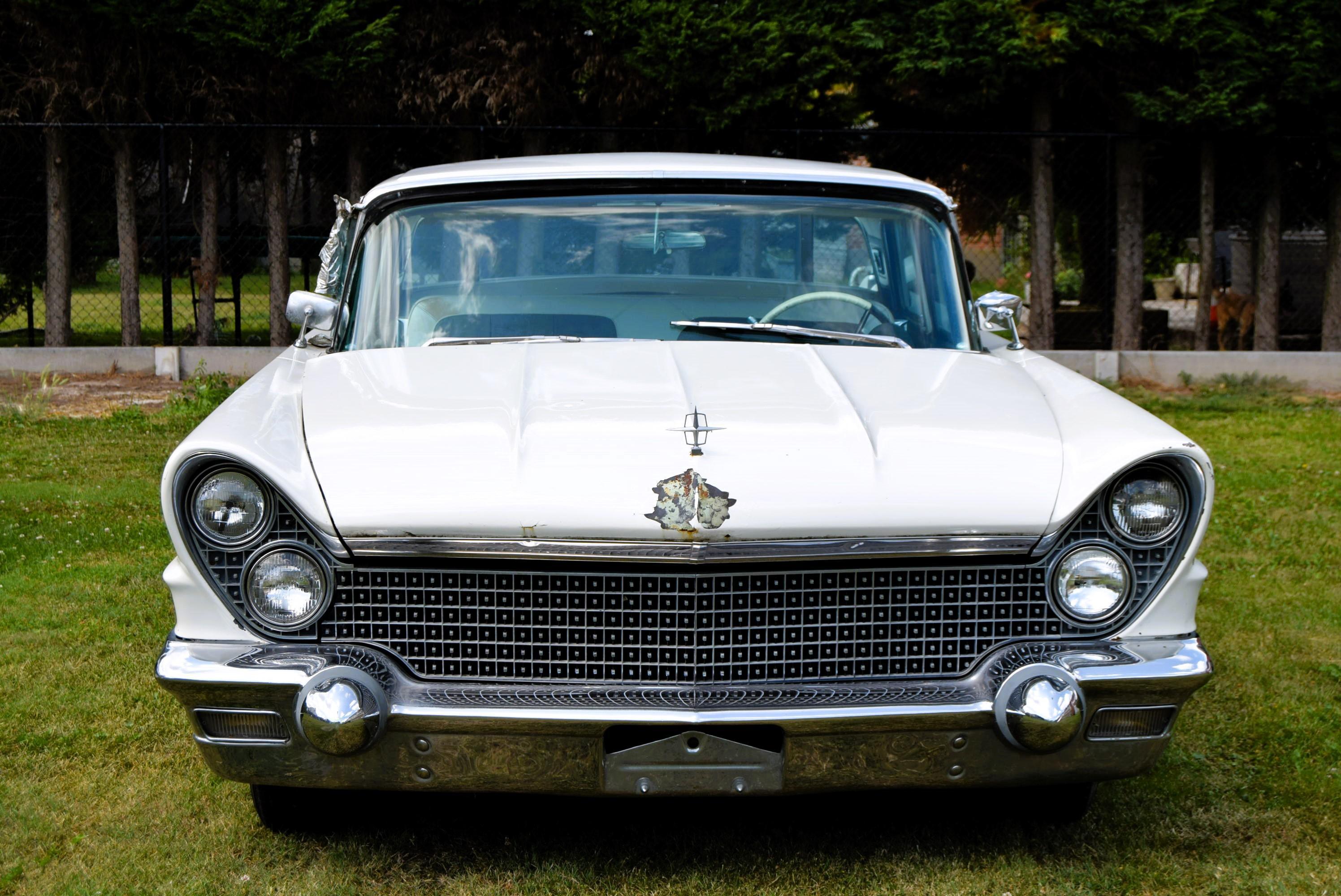 Lincoln Continental 7.0L V8 430CID