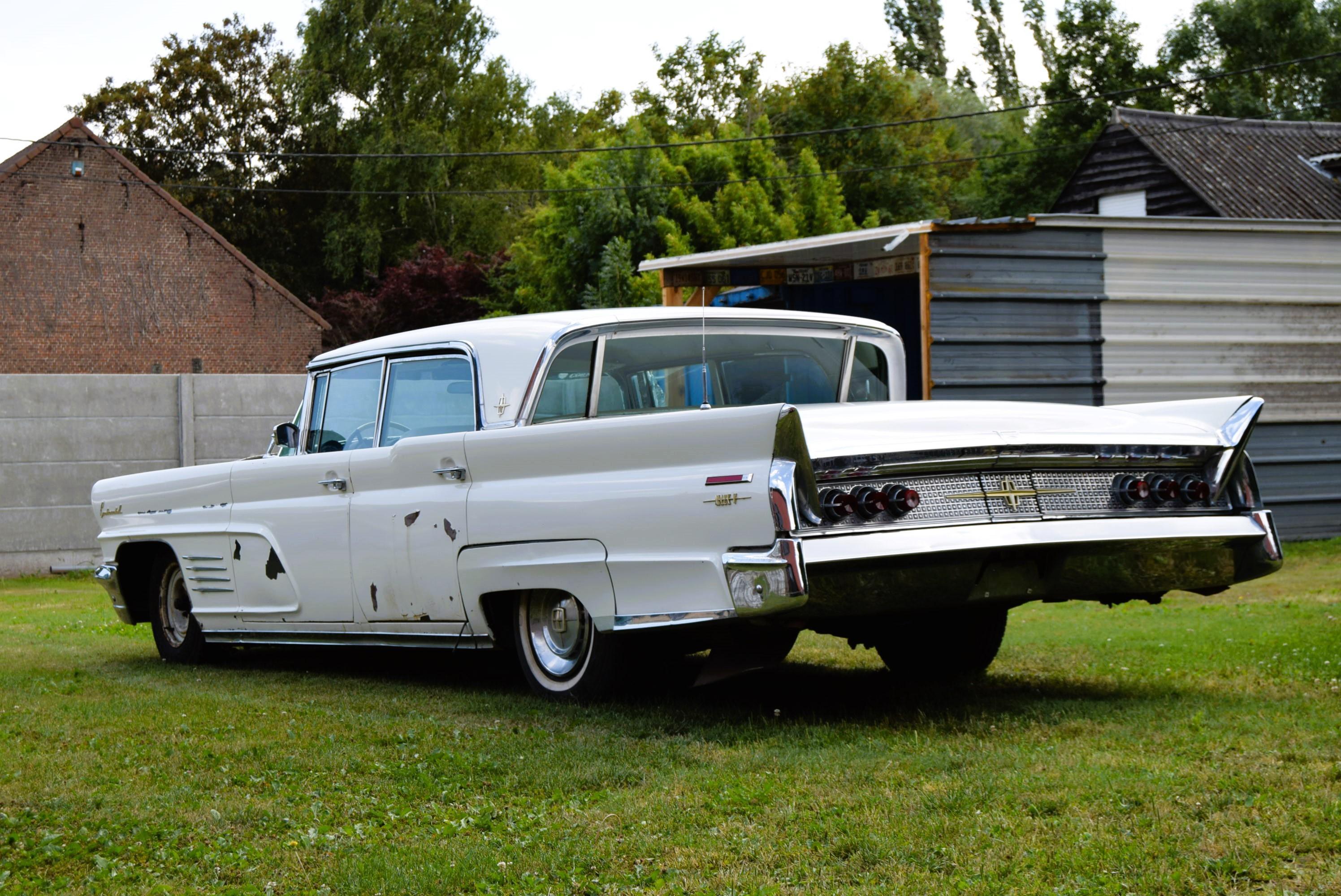 Lincoln Continental 7.0L V8 430CID