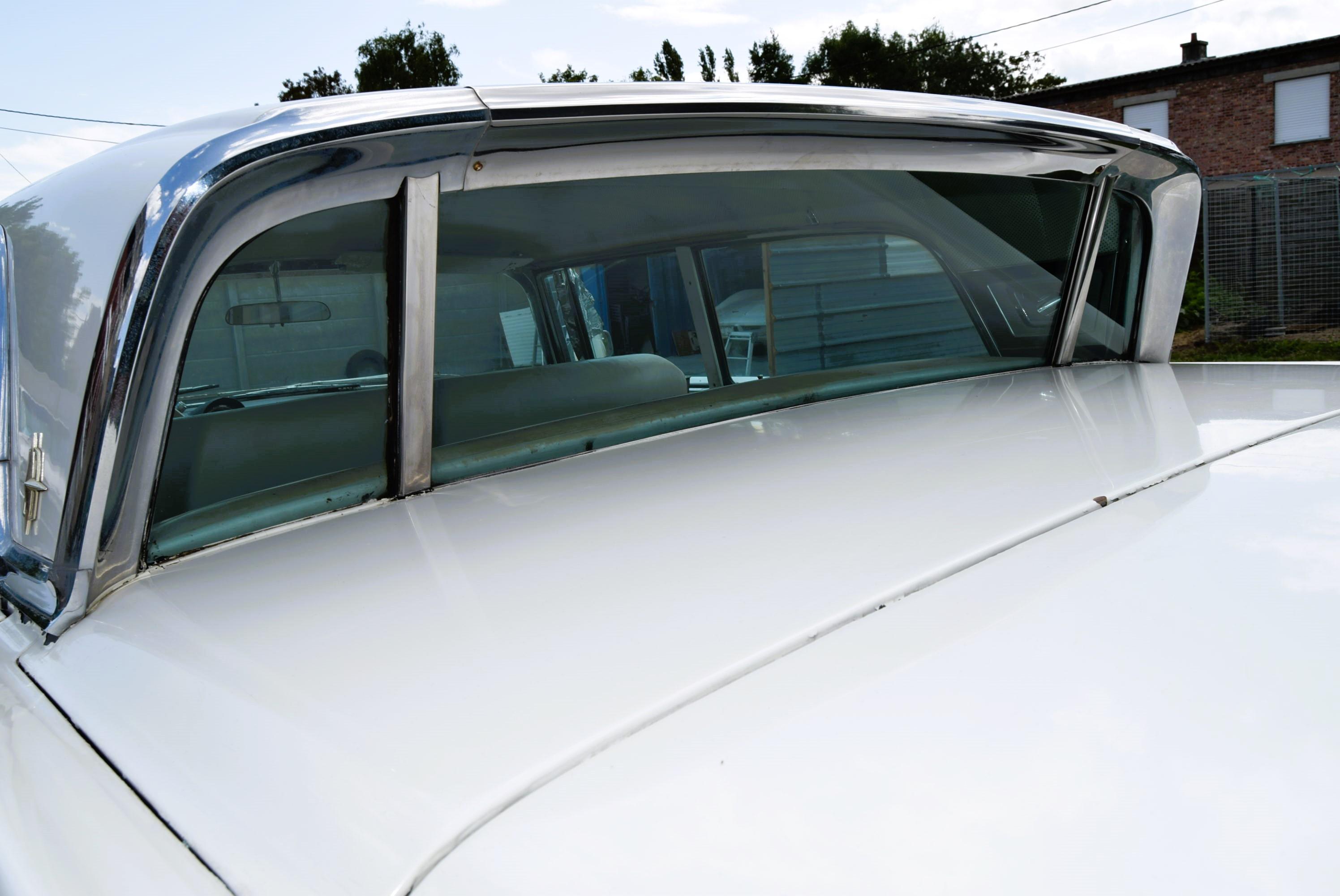 Lincoln Continental 7.0L V8 430CID