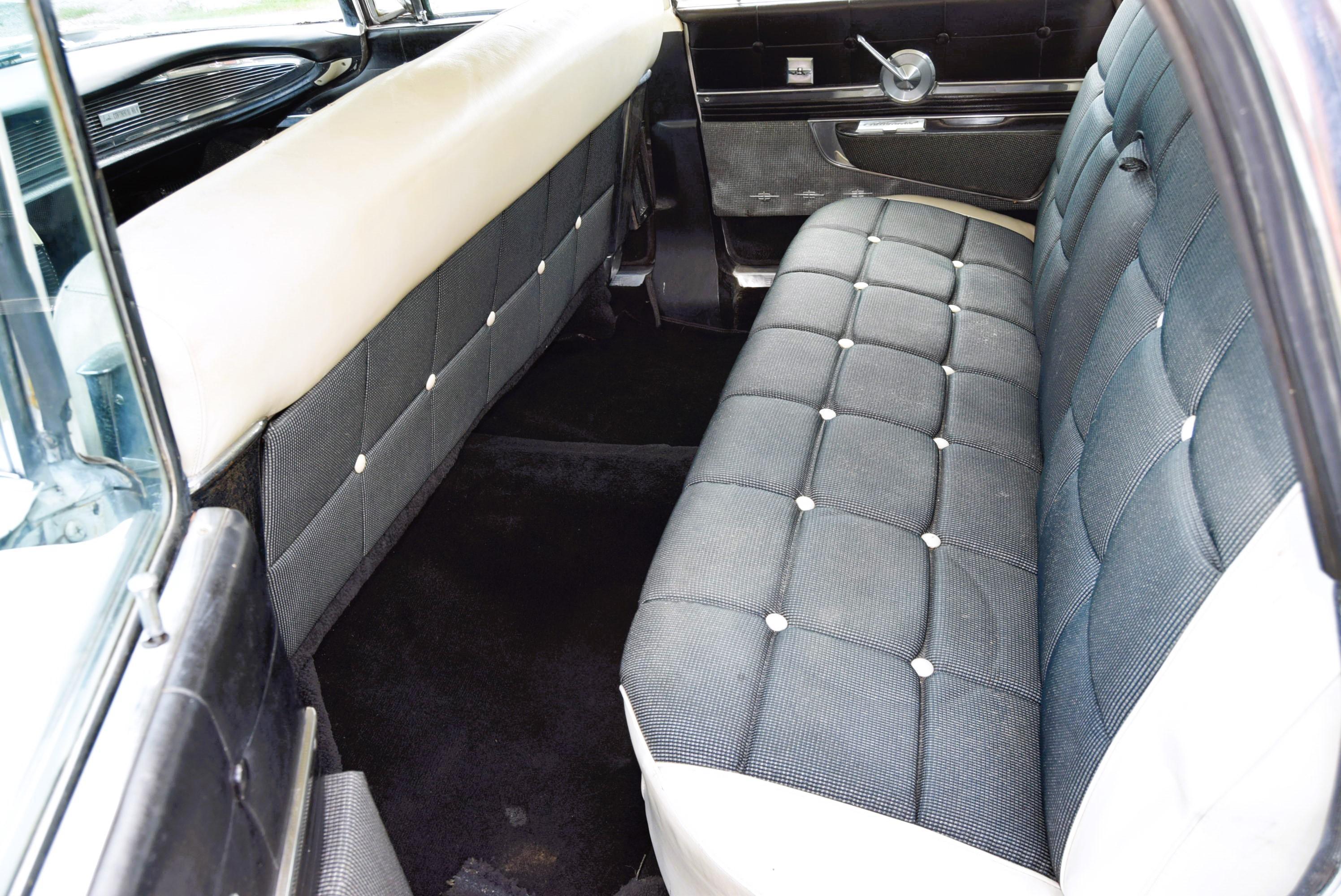 Lincoln Continental 7.0L V8 430CID