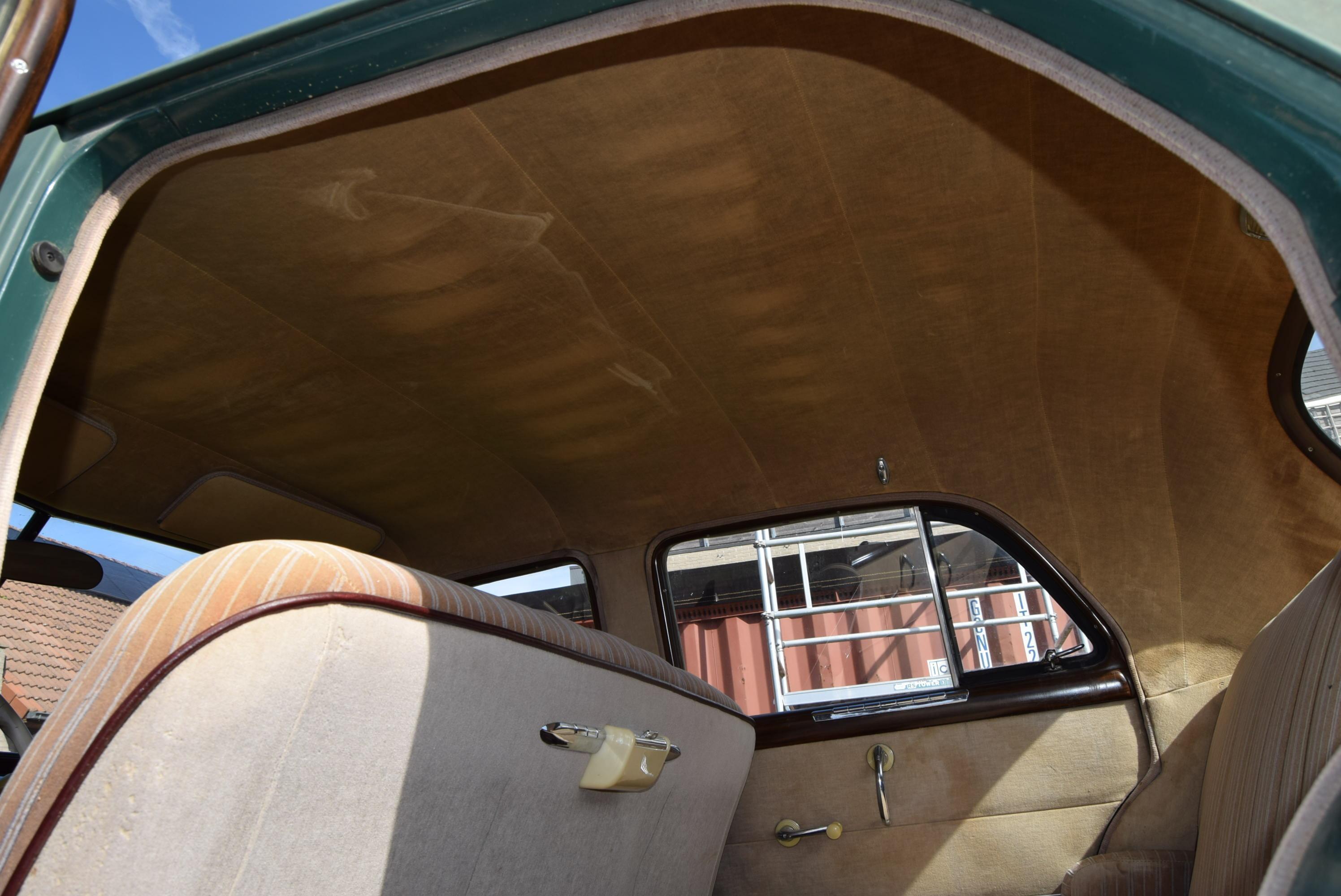 Plymouth Special Deluxe 3.6L L6 218CID