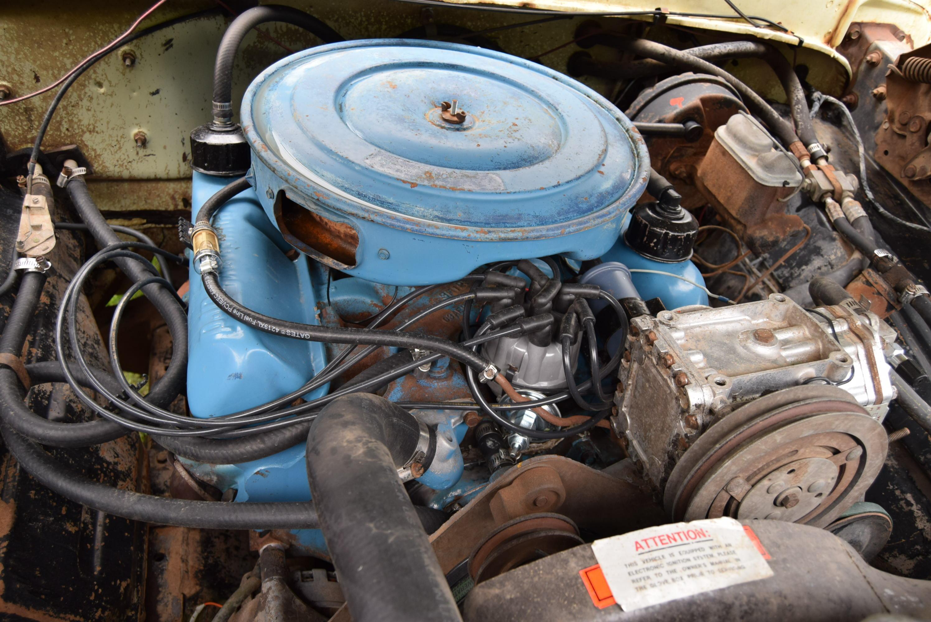 Ford F-250 5.9L V8 360CID