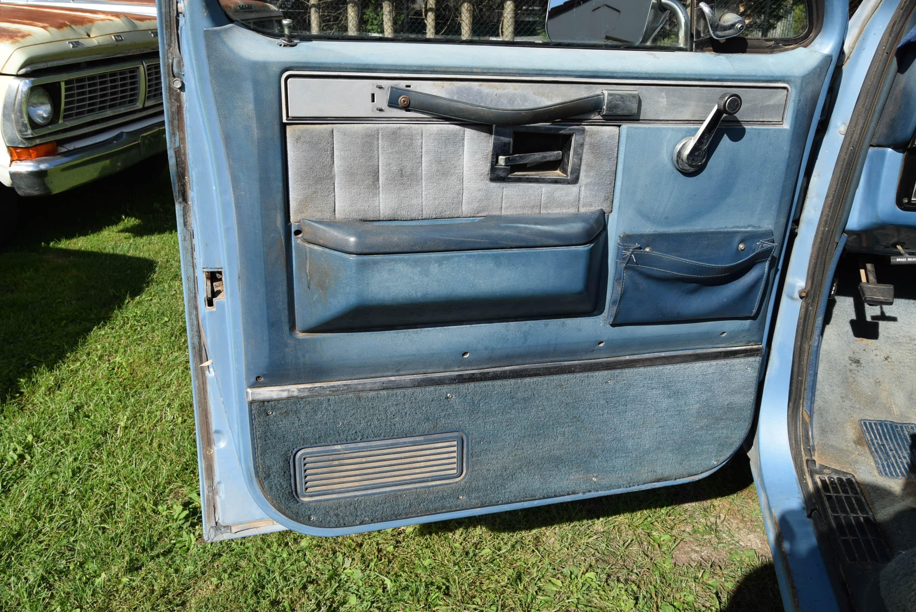 Chevrolet C 10 SILVERADO 5.7L V8 350CID 