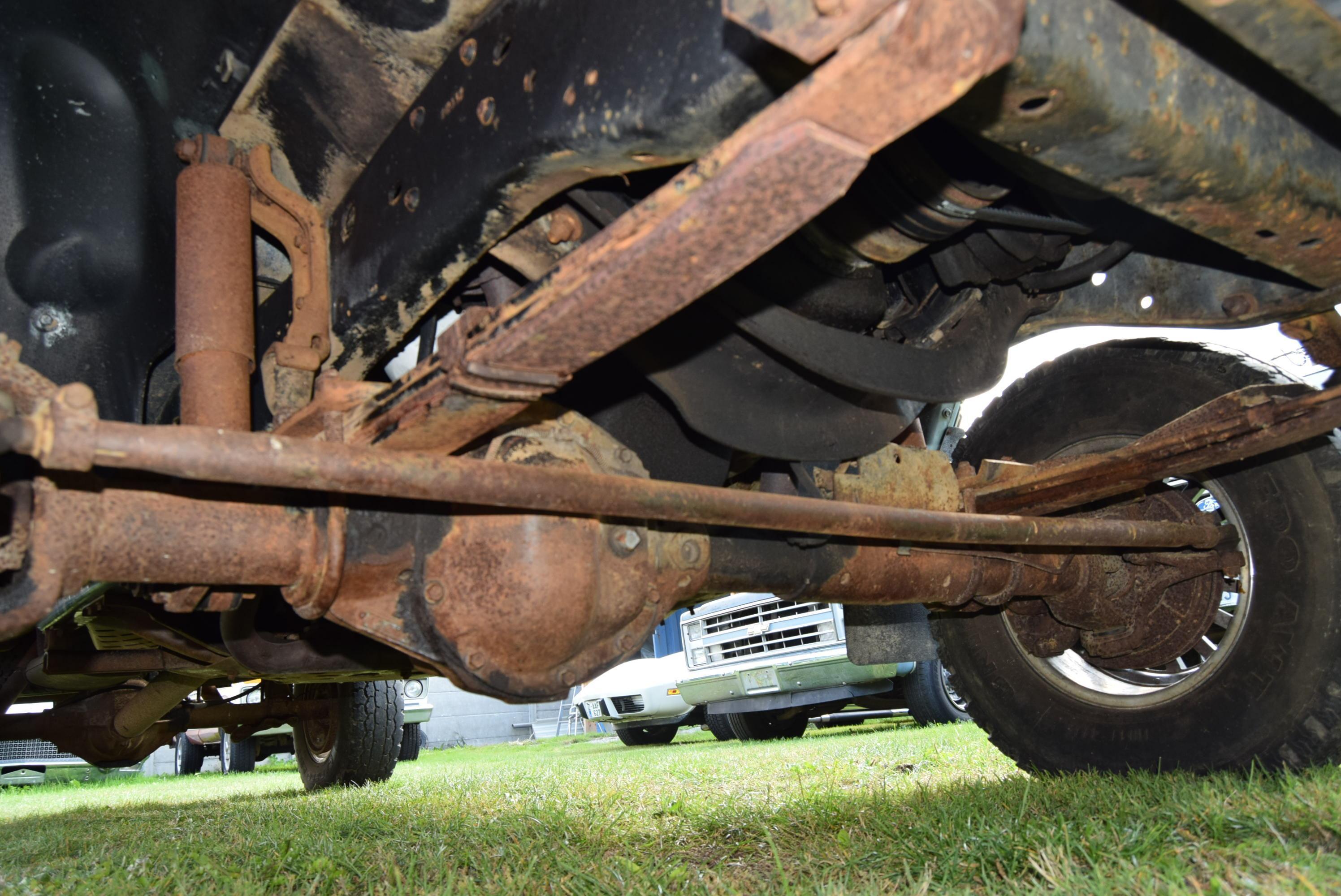Dodge Ram Power Wagon 5.9L V8 360CID