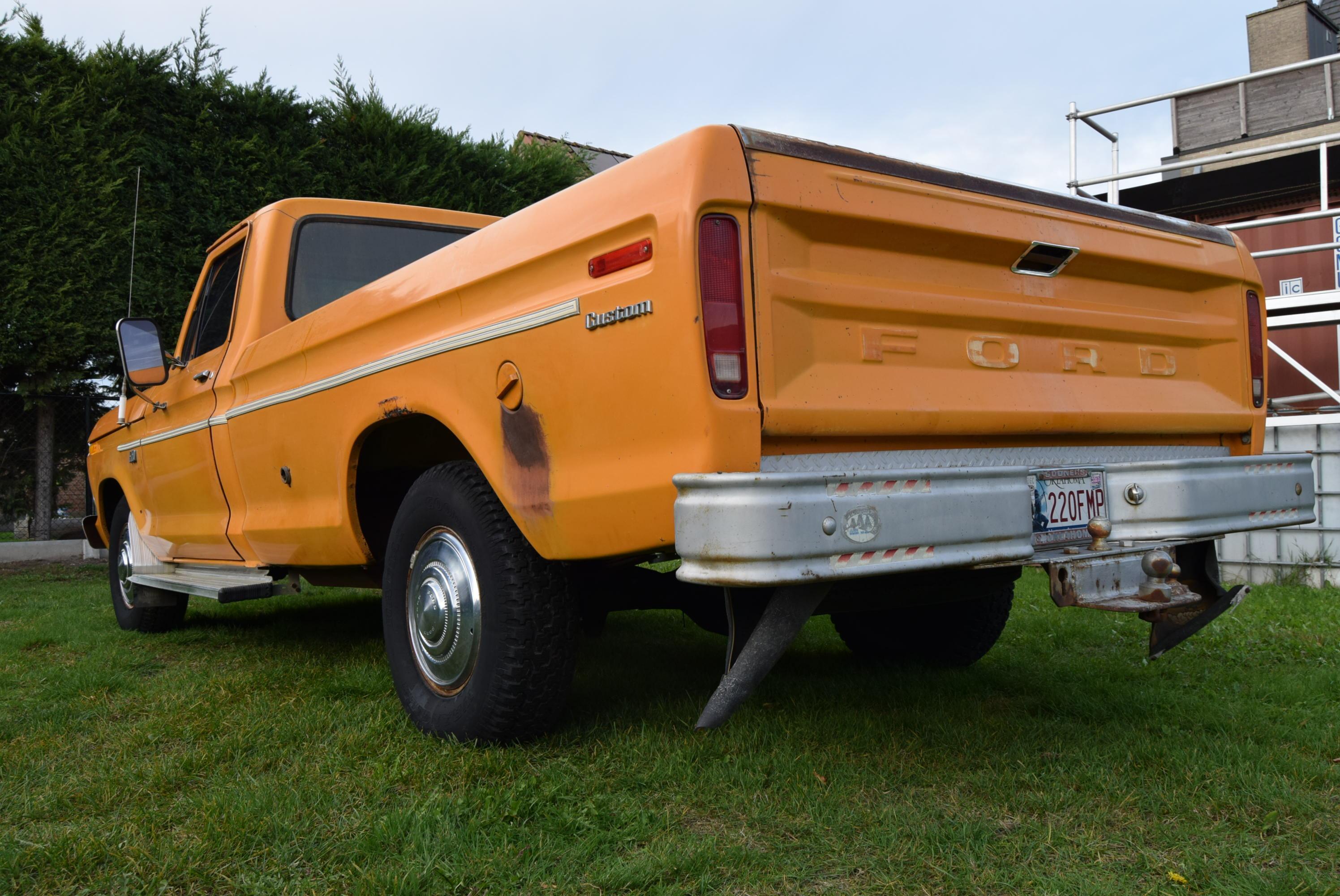 Ford F-150 6.4L V8 390CID