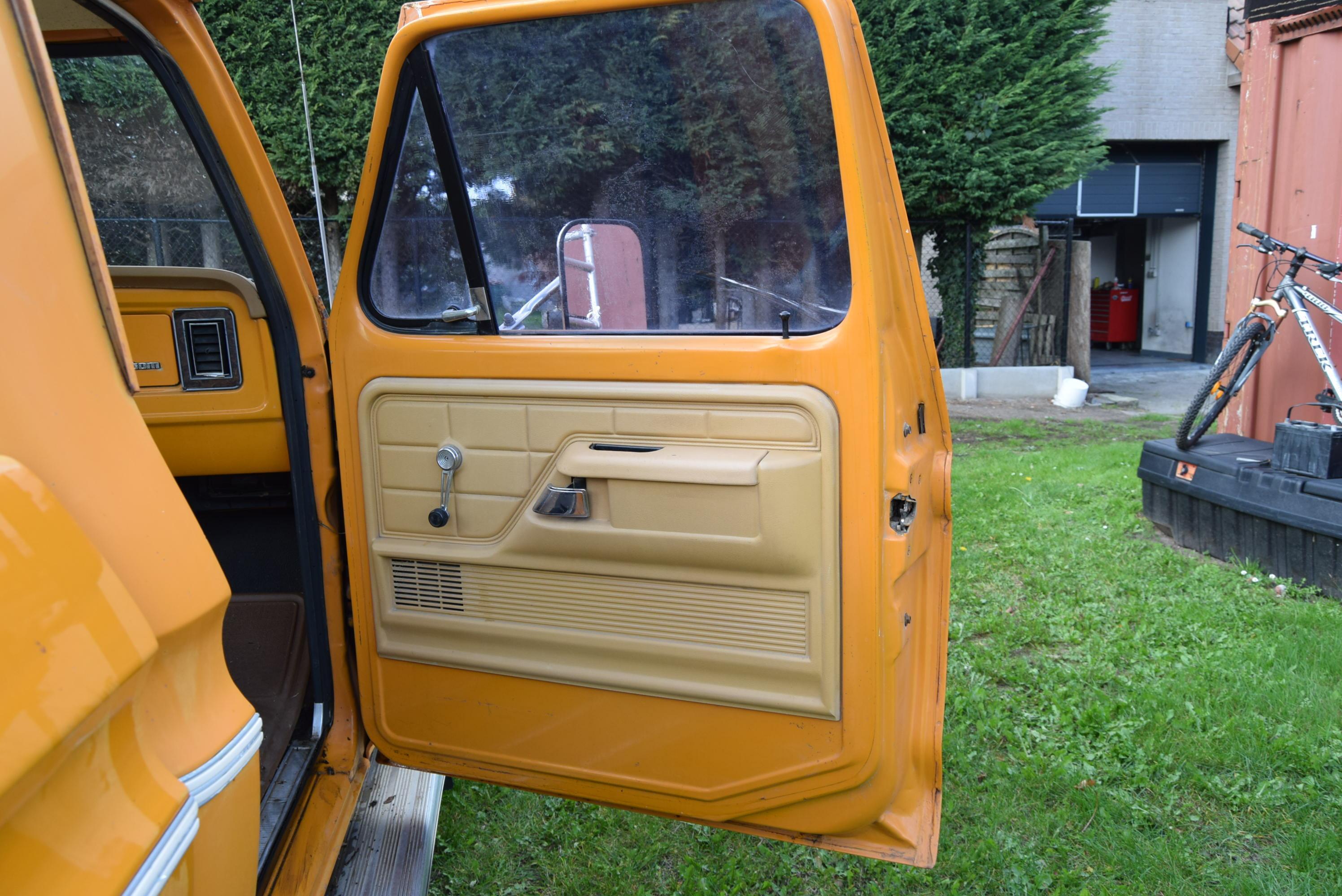 Ford F-150 6.4L V8 390CID