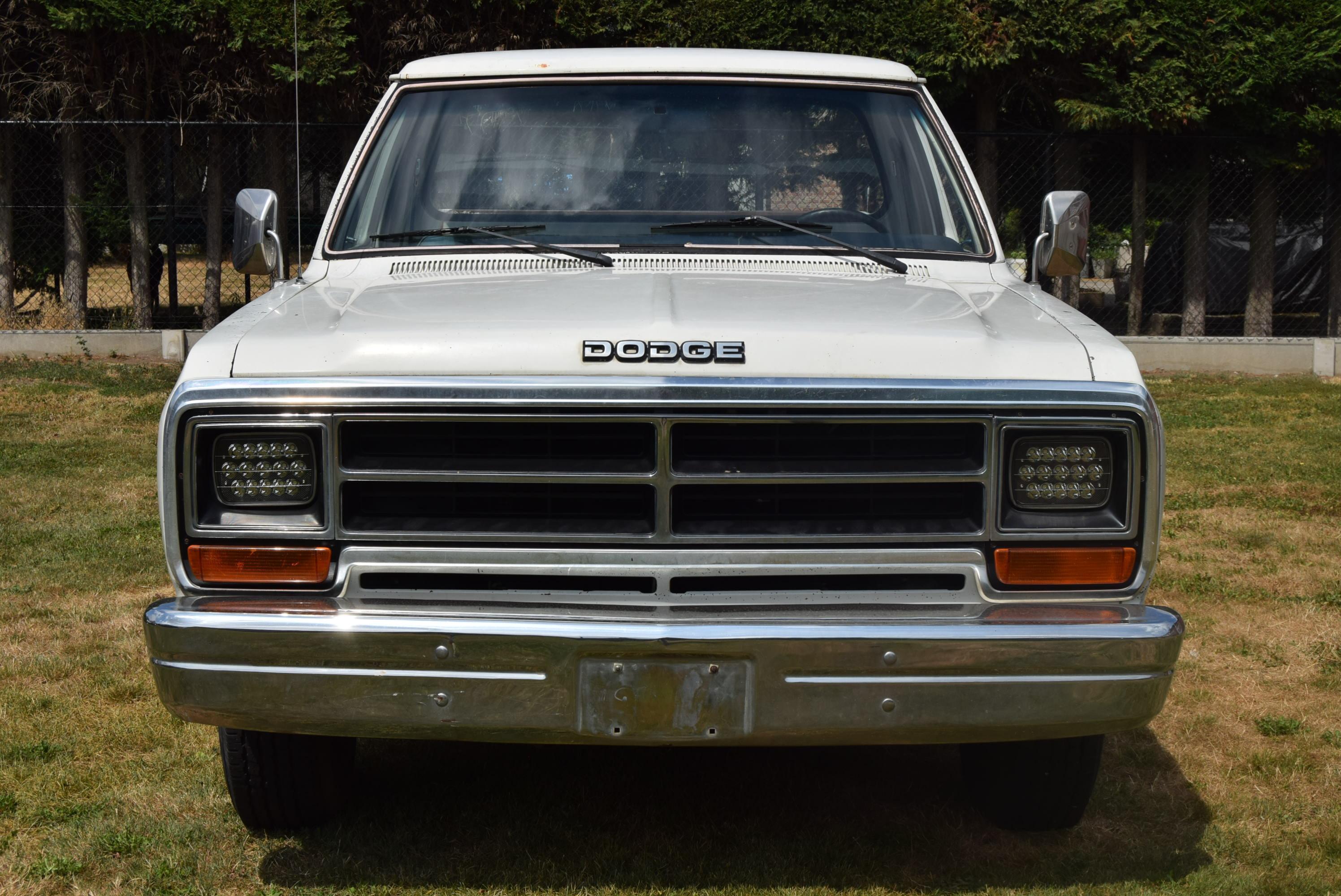 Dodge Ram 5.9L V8 360CID 